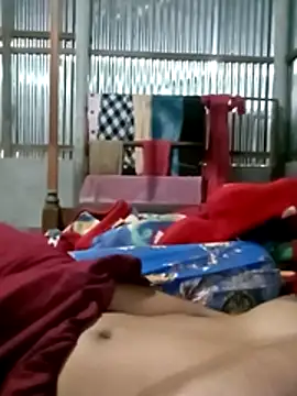 naughtygirl96 webcam