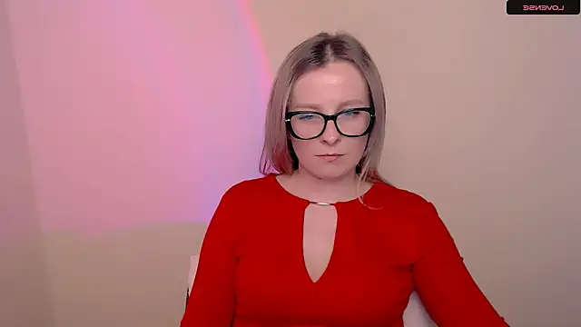 AnnePeach webcam