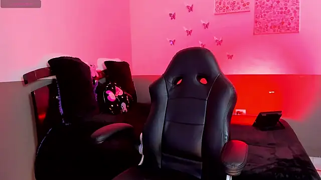 Cataleya_Blare webcam