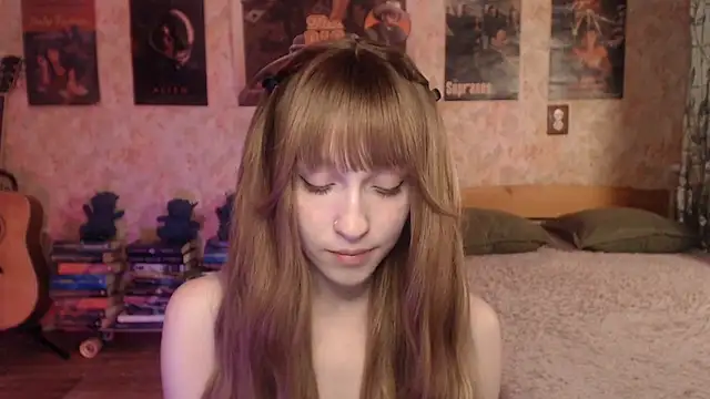 Friendly_Ellie webcam