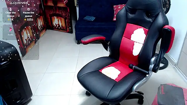 amelie_rose__ webcam