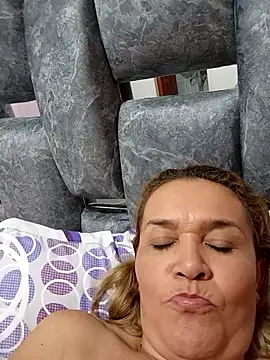 charlotte_milf30 webcam