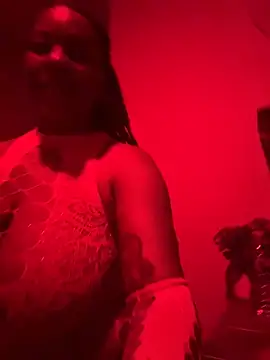 GirthGoddessCoco webcam