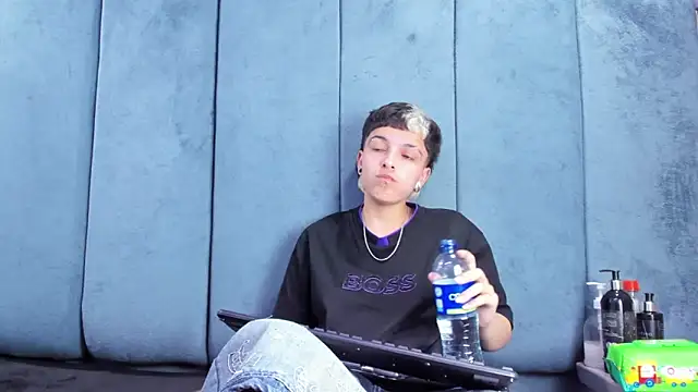 Megan_Thompson_ webcam