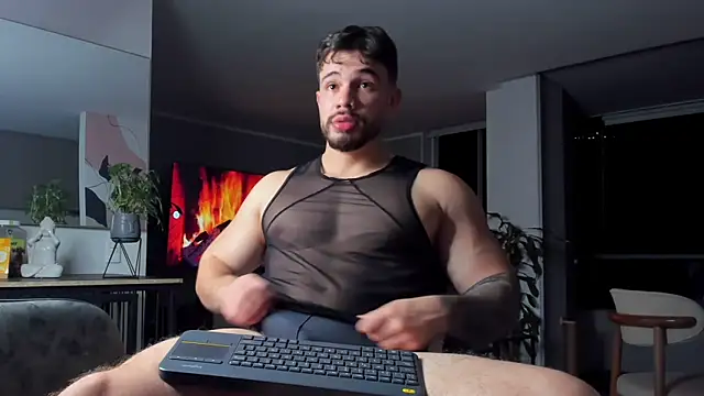 Valenthino_Salvatore webcam