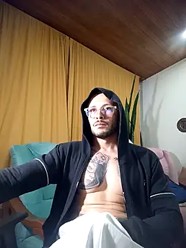 sebastian_horny webcam