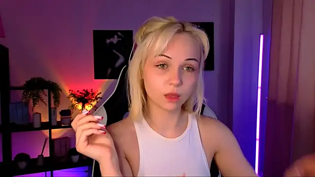 ElenaMonroe webcam