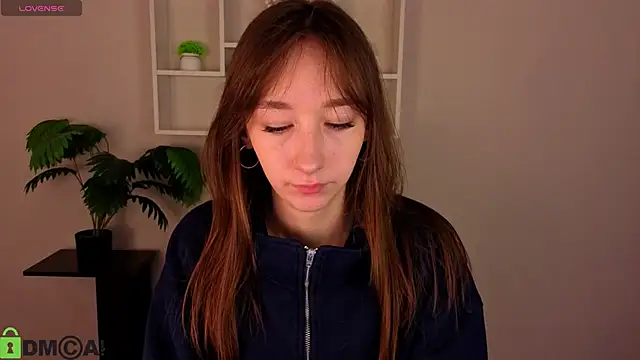 Miche1le_Allenne webcam