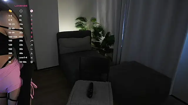 ClarineCasebolt webcam