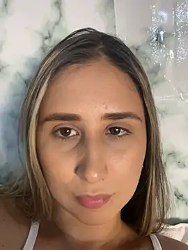 VictoriaWhitmore webcam