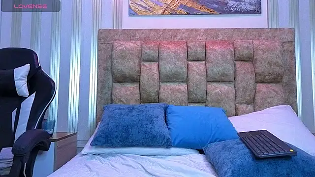 ariel__bennett webcam