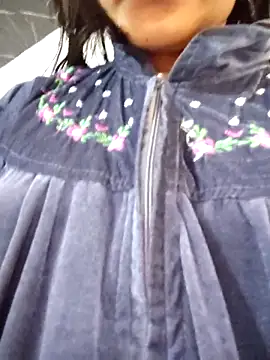 Webcam Model (Saishaa)  is live.Free join now!