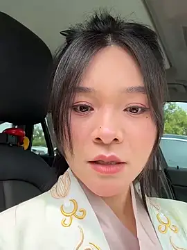 美女cute_oxo在线直播