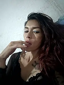 Auri_Phone live sex cam