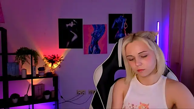 ElenaMonroe webcam
