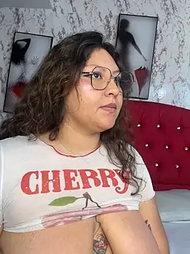 Larissa_Antonella webcam