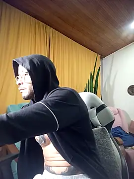 sebastian_horny webcam