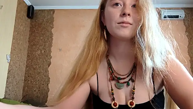 katevibe_01 - KateVibe_01's free webcam - UK Sex Cams