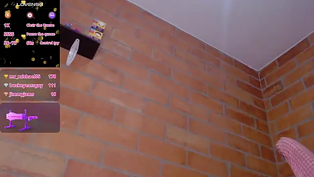 CinnamonCookiez webcam