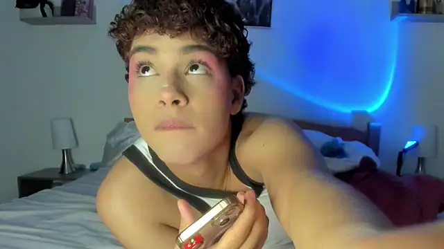 dani_angels__ webcam