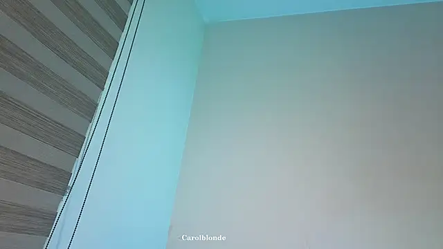 Carolblonde webcam