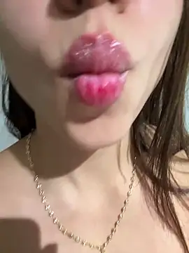 hottiee_melannie webcam