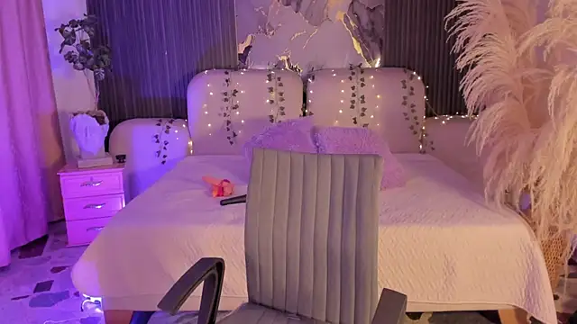 SarahCastro1_ webcam