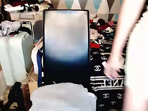 Savannah_Cock webcam