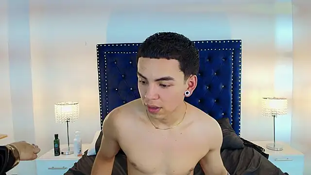 Jaden_and_sofia webcam