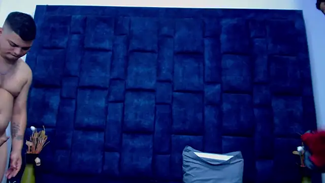 GroupNoLimits webcam