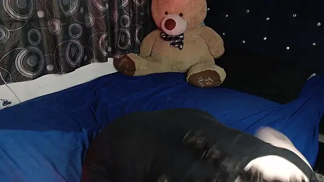 ANGELIQUE_KLANE webcam