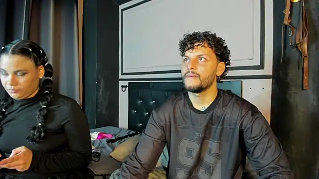 Twisted_Fantasy webcam