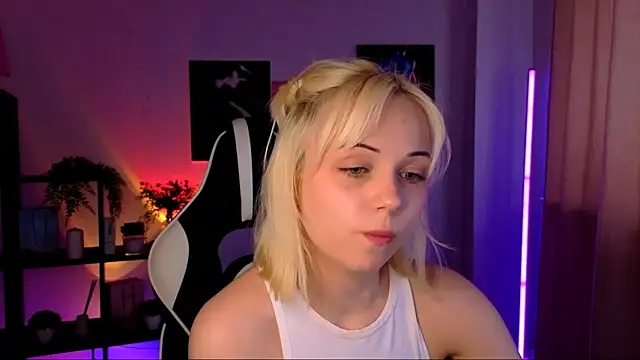 ElenaMonroe webcam
