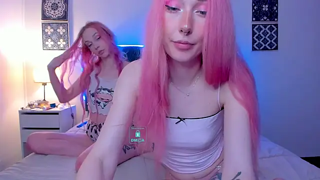 AlexRoseLiRed webcam