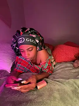 Preview of therealoshunqueen