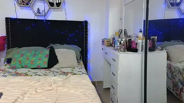 charlotte_077 webcam