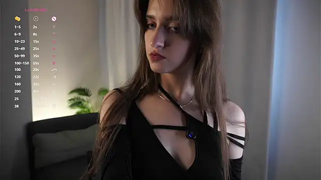 ClarineCasebolt webcam