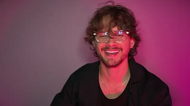 mcklister_kinky_feets webcam