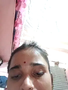 Webcam Model (Deepjakolirr)  is live.Free join now!