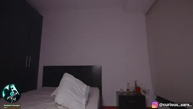 _curiouskitten_ webcam