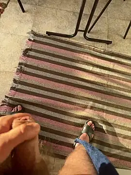 noitelivre (M mature) - Get naked