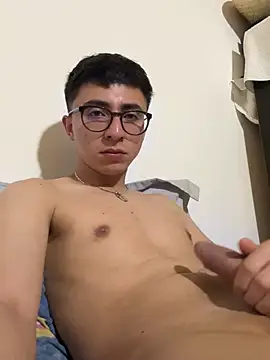 CamiRojas_boy webcam