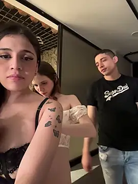 kevin_hotgirls webcam