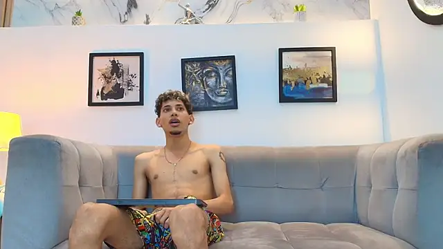 YOUNG_BOYS_HELL webcam