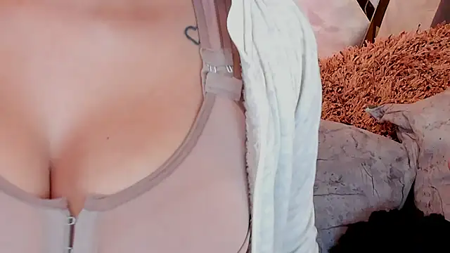 sharolDanielss webcam