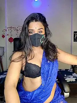 black-pearll - Black-Pearll's free webcam - UK Sex Cams