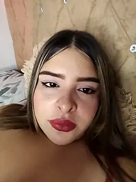 Nahomy_cm webcam