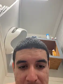 Cachondo29048 webcam