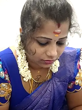 sweetqueen143 webcam