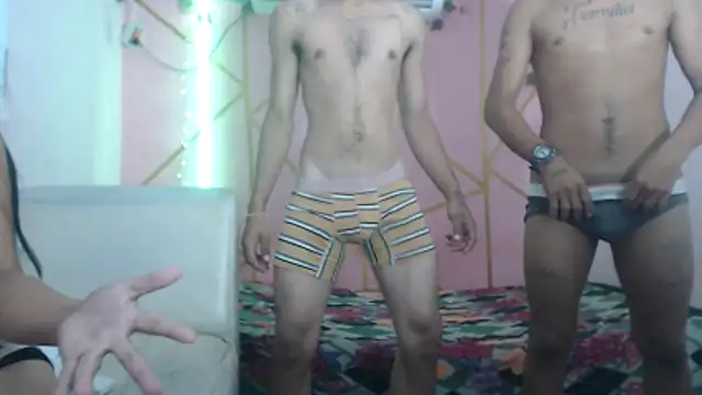 twobigscock23 webcam